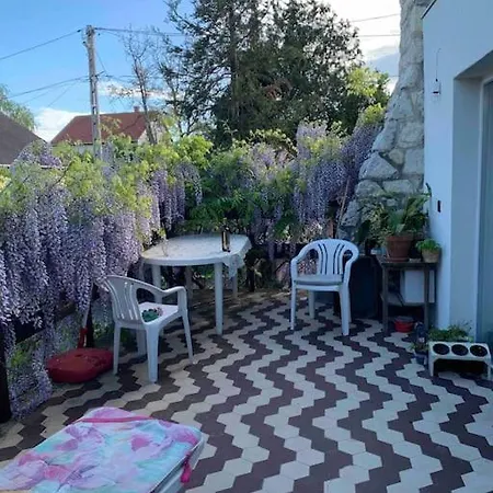 Проживание в семье Panorama Apartman